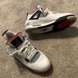 Jordan 4s